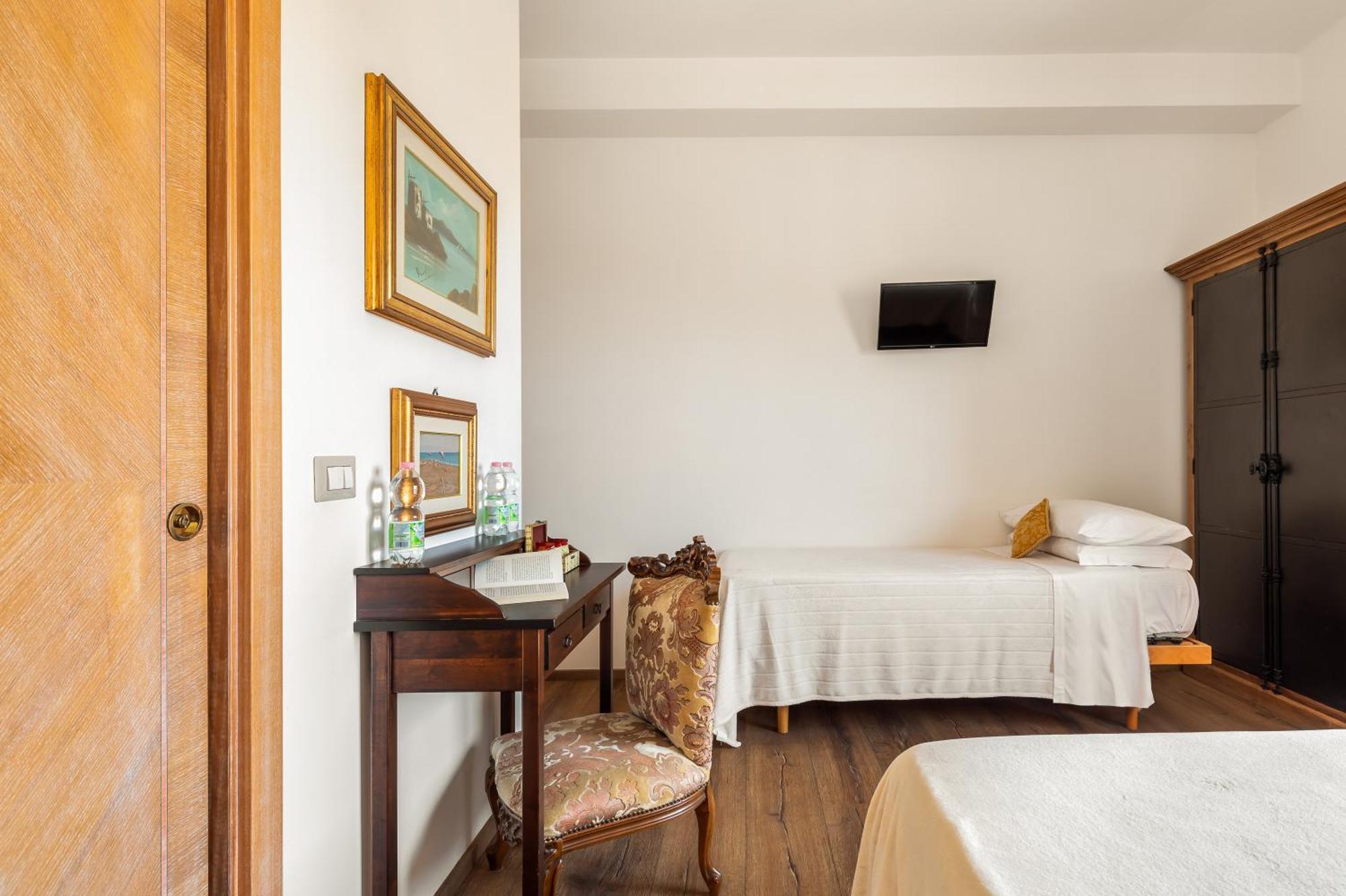 Guest House Maison 6 Lido di Ostia Room photo